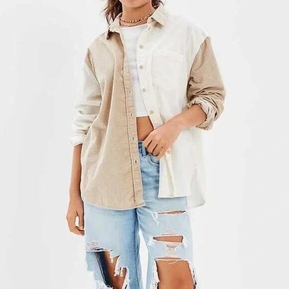 [American Eagle Outfitters] Oversized Corduroy Two Toned Button Down Sz Small S - Picture 1 of 12